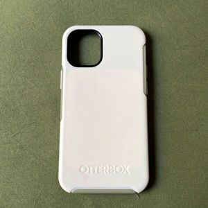 Otterbox Symmetry Series IPhone 12 mini case